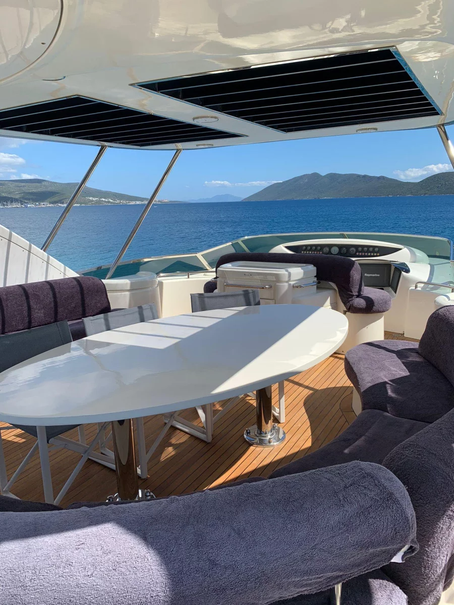 Azimut 80 (Alibi)  - 2
