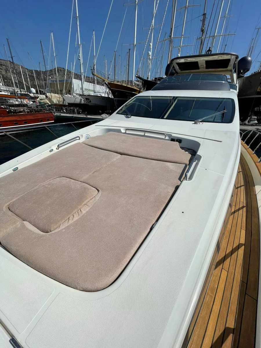 Azimut 80 (Alibi)  - 1
