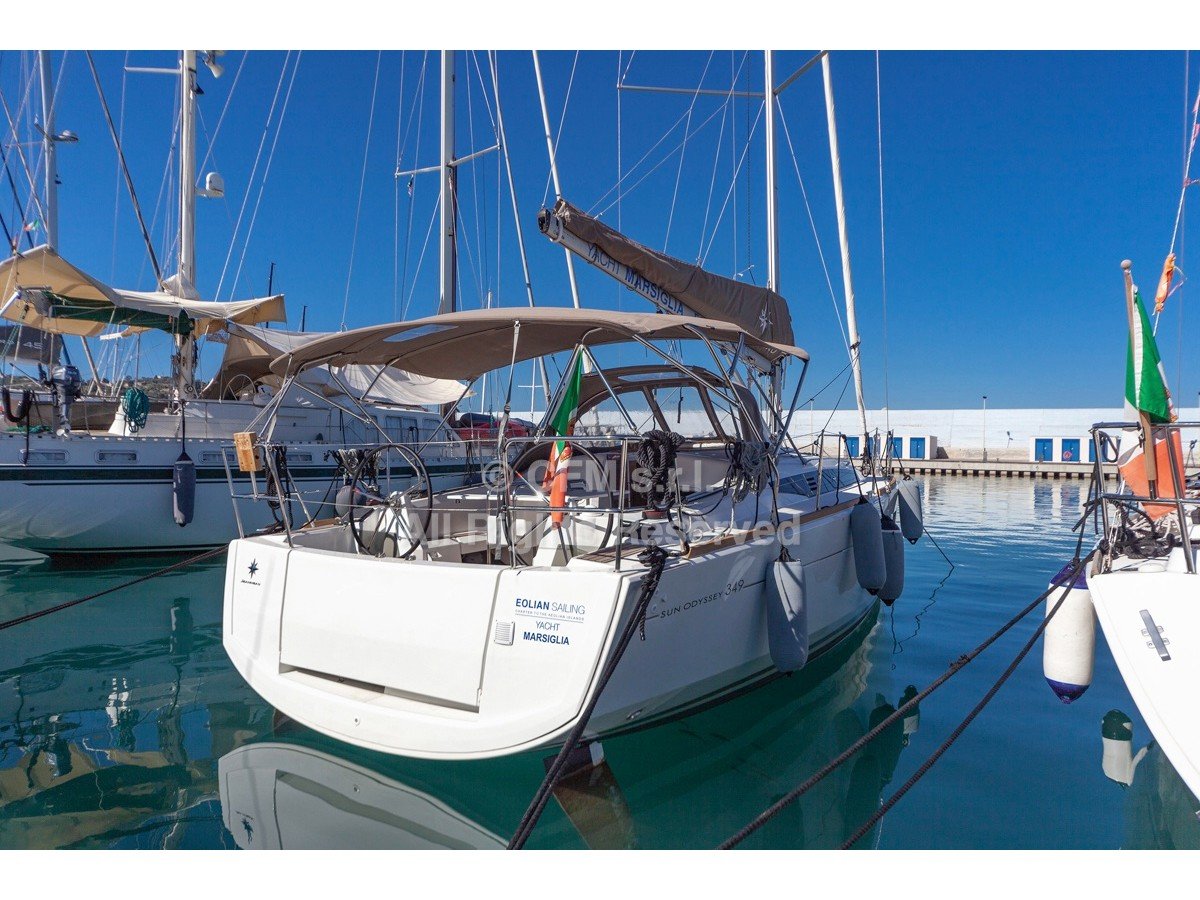 Photo #1 - Sun Odyssey 349 (Marsiglia) en Capo d'Orlando - 10414