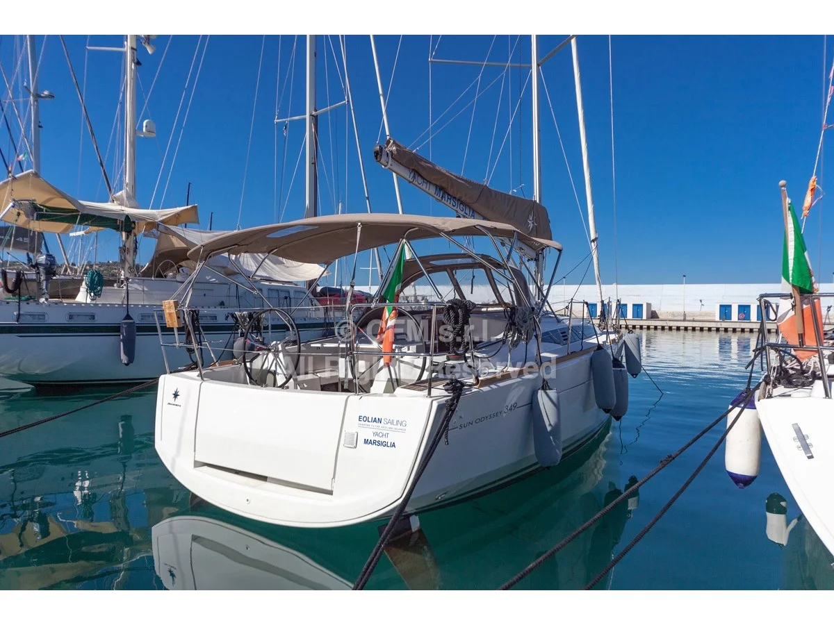Sun Odyssey 349 (Marsiglia) Main image - 0