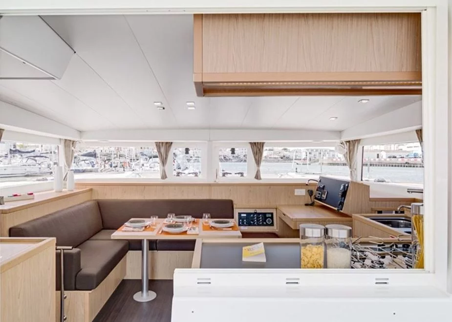 Lagoon 400 S2 (Orion VII) Interior - 7