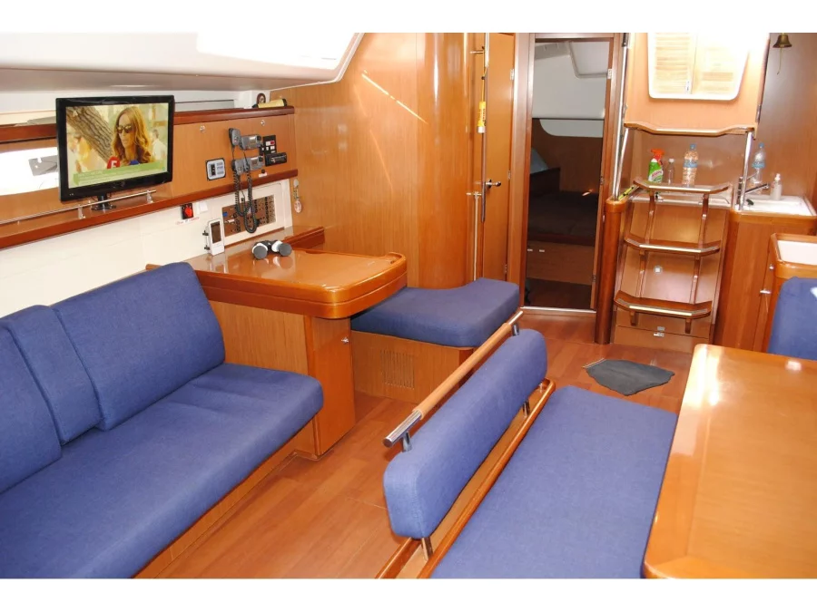 Oceanis 54 (SIRENA De ORO) Interior image - 8