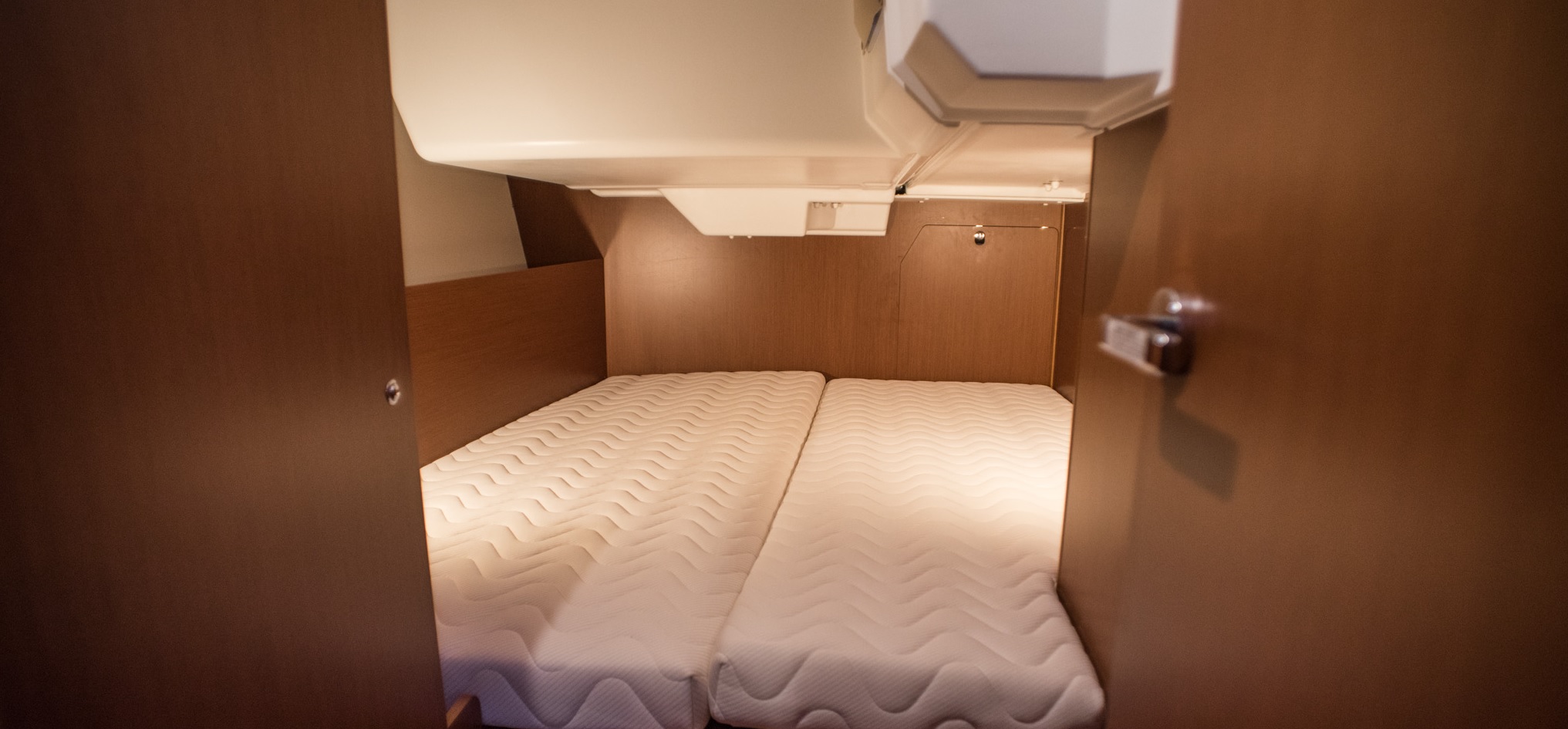 Photo #9 - Oceanis 38.1 (SIRINA "Sails 2025") en Nea Peramos - 11027