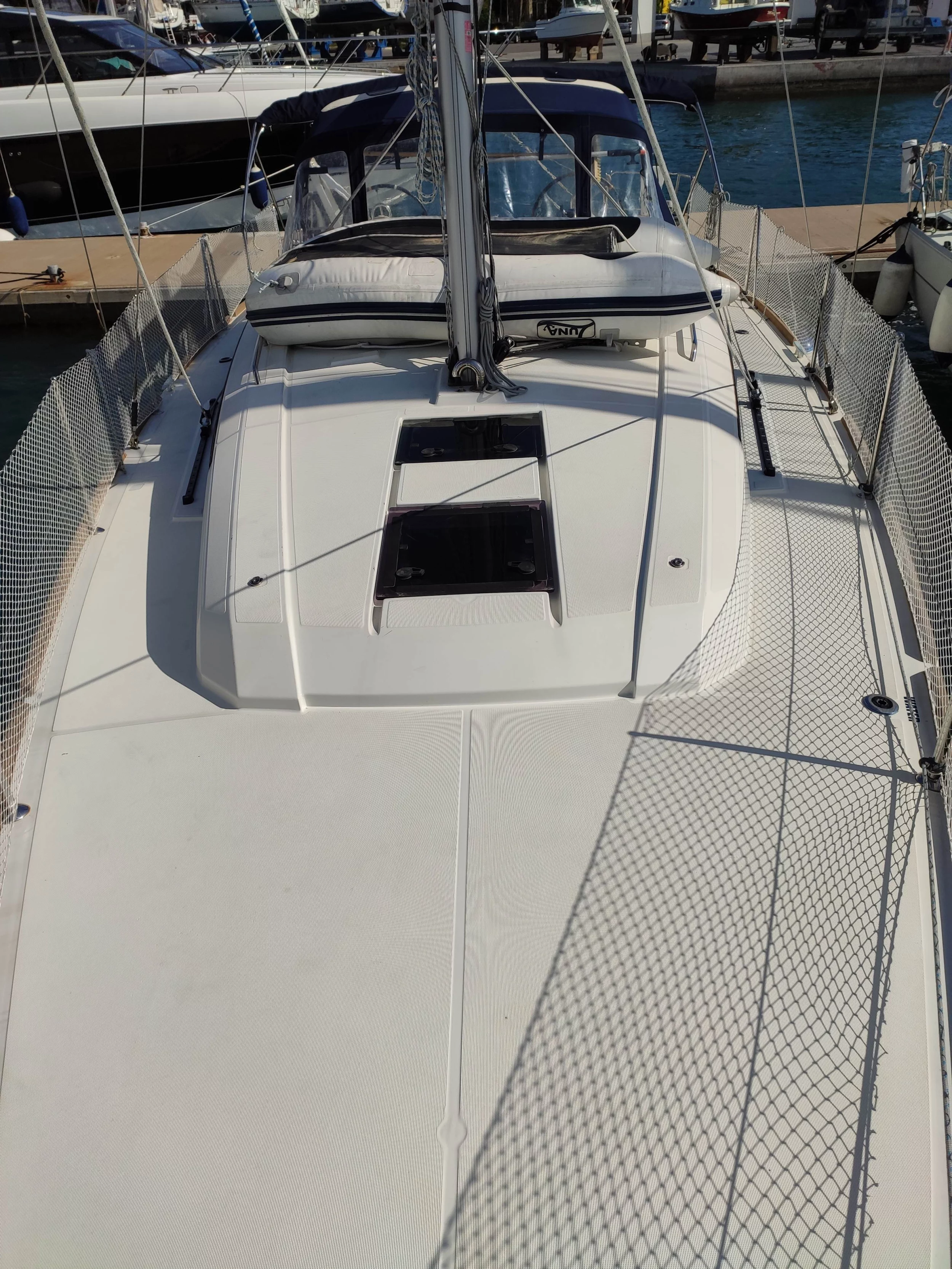Oceanis 38.1 (Citrea)  - 19