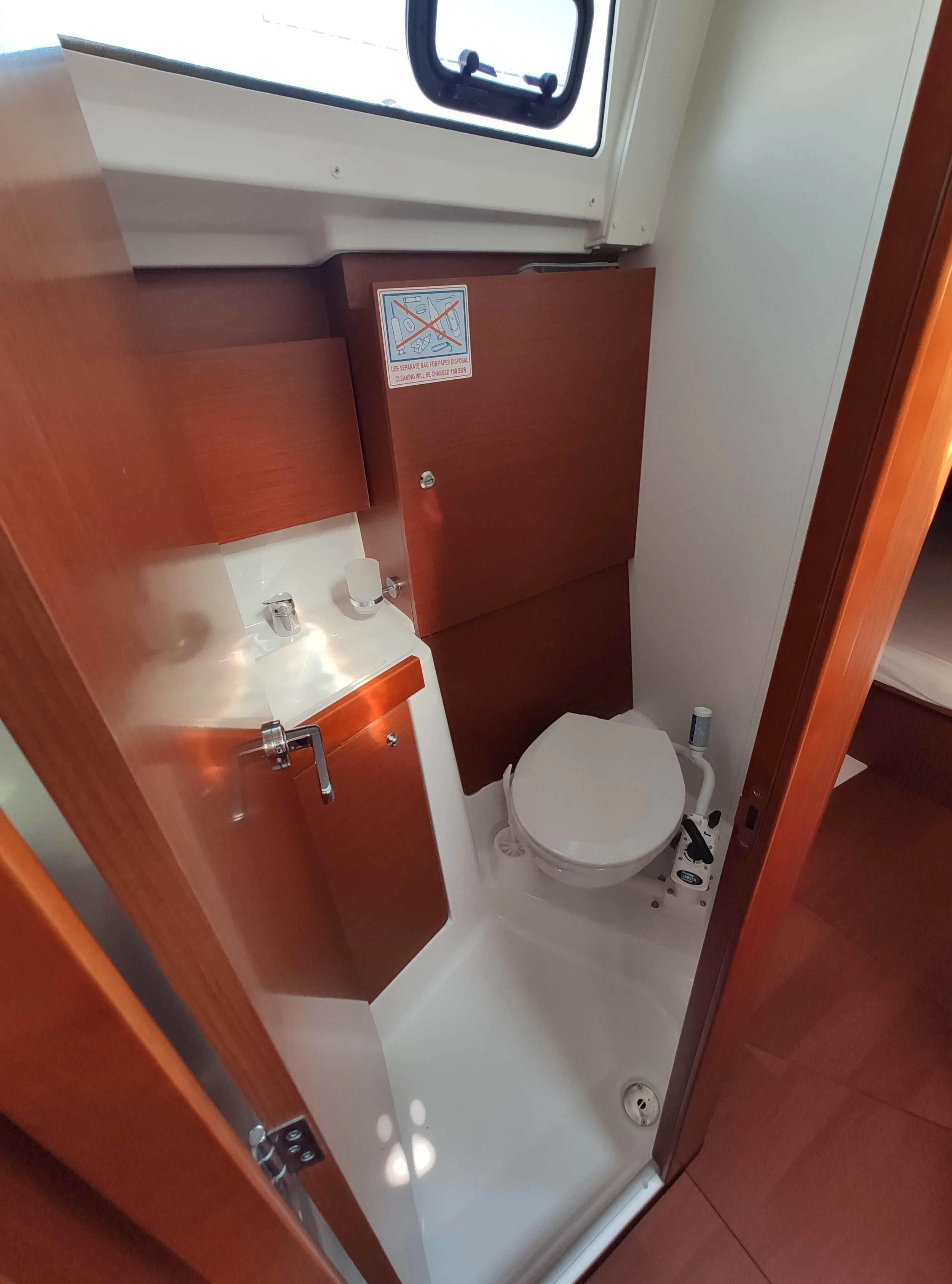 Oceanis 38.1 (Citrea)  - 3