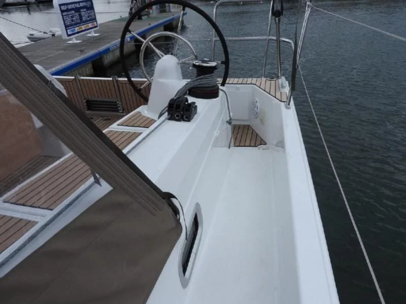 Sun Odyssey 410 (Alma Libre VI)  - 8