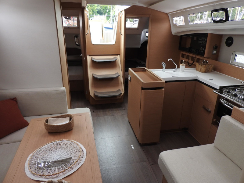 Photo #7 - Sun Odyssey 410 (Alma Libre VI) en Lefkada - 12145