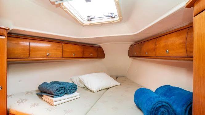Bavaria Cruiser 32 (LILA)  - 2