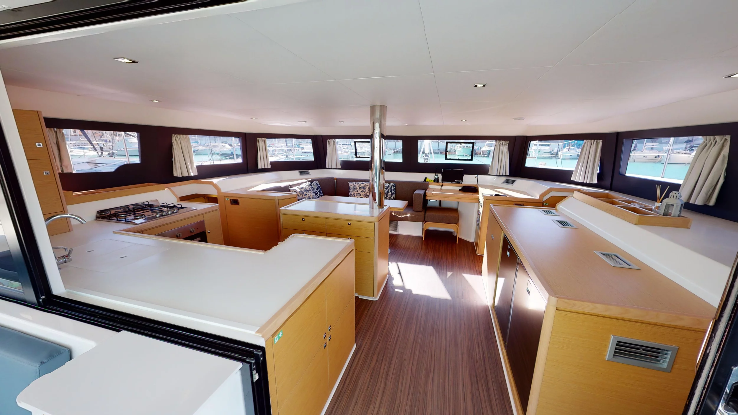 Dufour Catamaran 48 4c+5h (Vittoria)  - 12