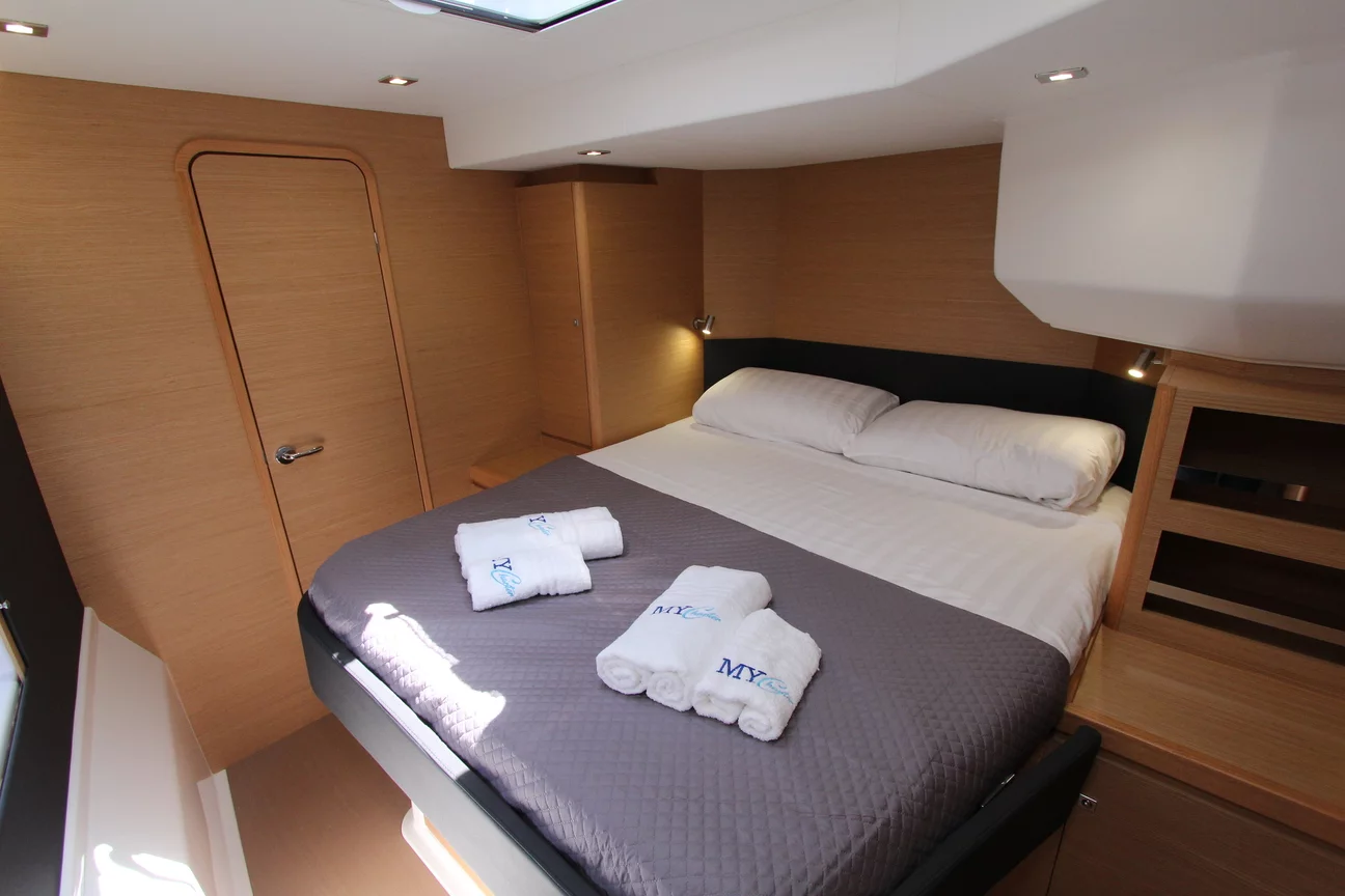 Dufour Catamaran 48 5c+5h (Amelie)  - 10