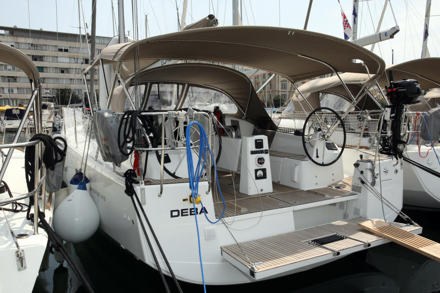Sun Odyssey 410 — photo 4