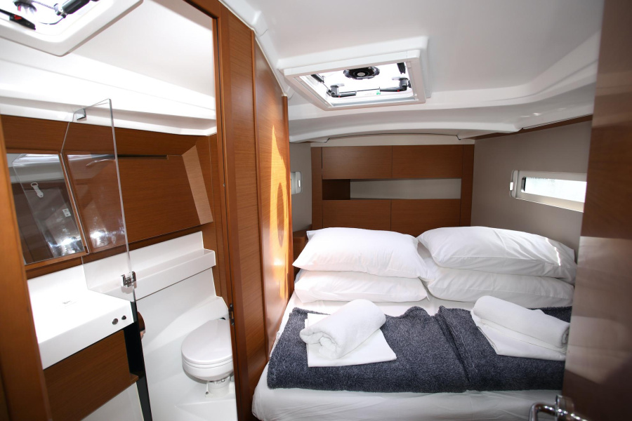 Sun Odyssey 410 — photo 12
