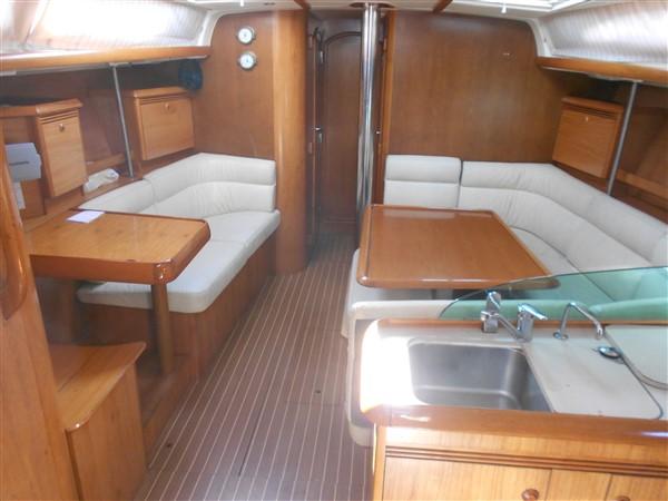 Interior image - 2