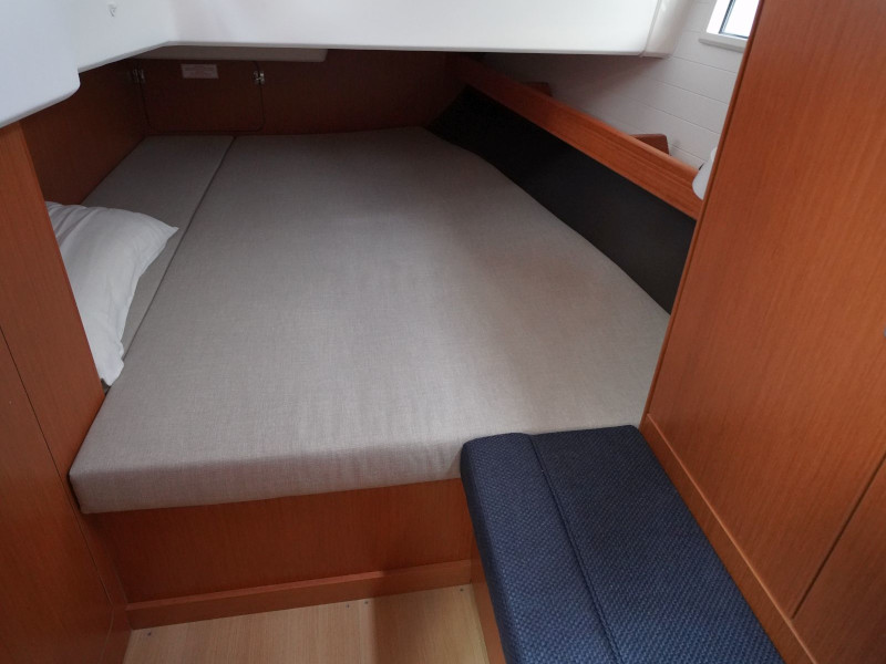 Photo #6 - Bavaria 41 Cruiser (Carlotta) in Vibo Marina - 12954