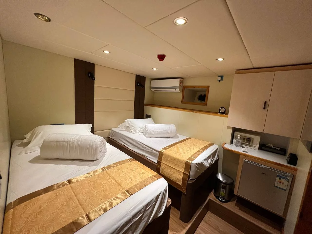 Motoryacht N7 (North Seven)  - 12