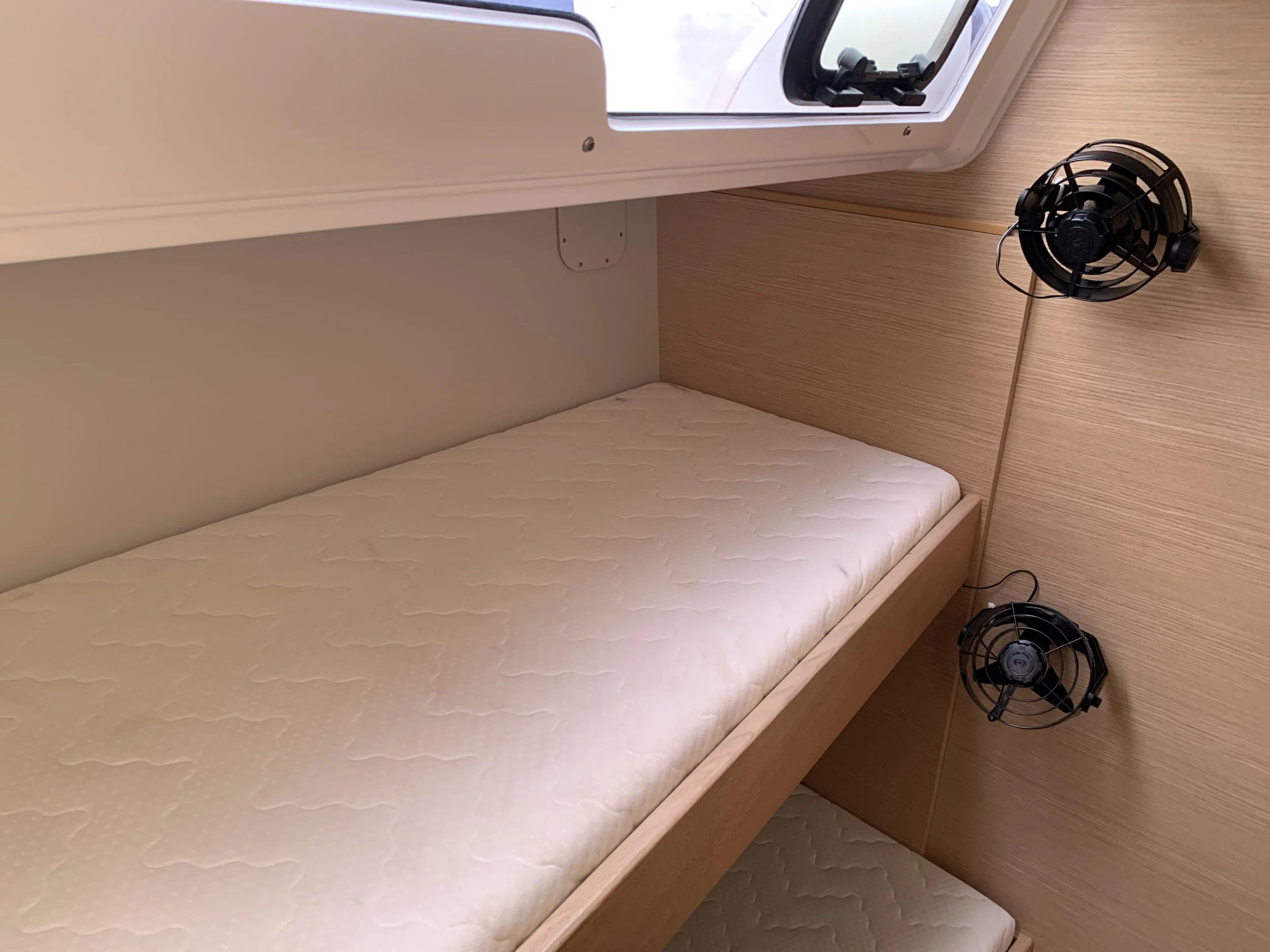 Dufour 430 (GOSAILING)  - 9
