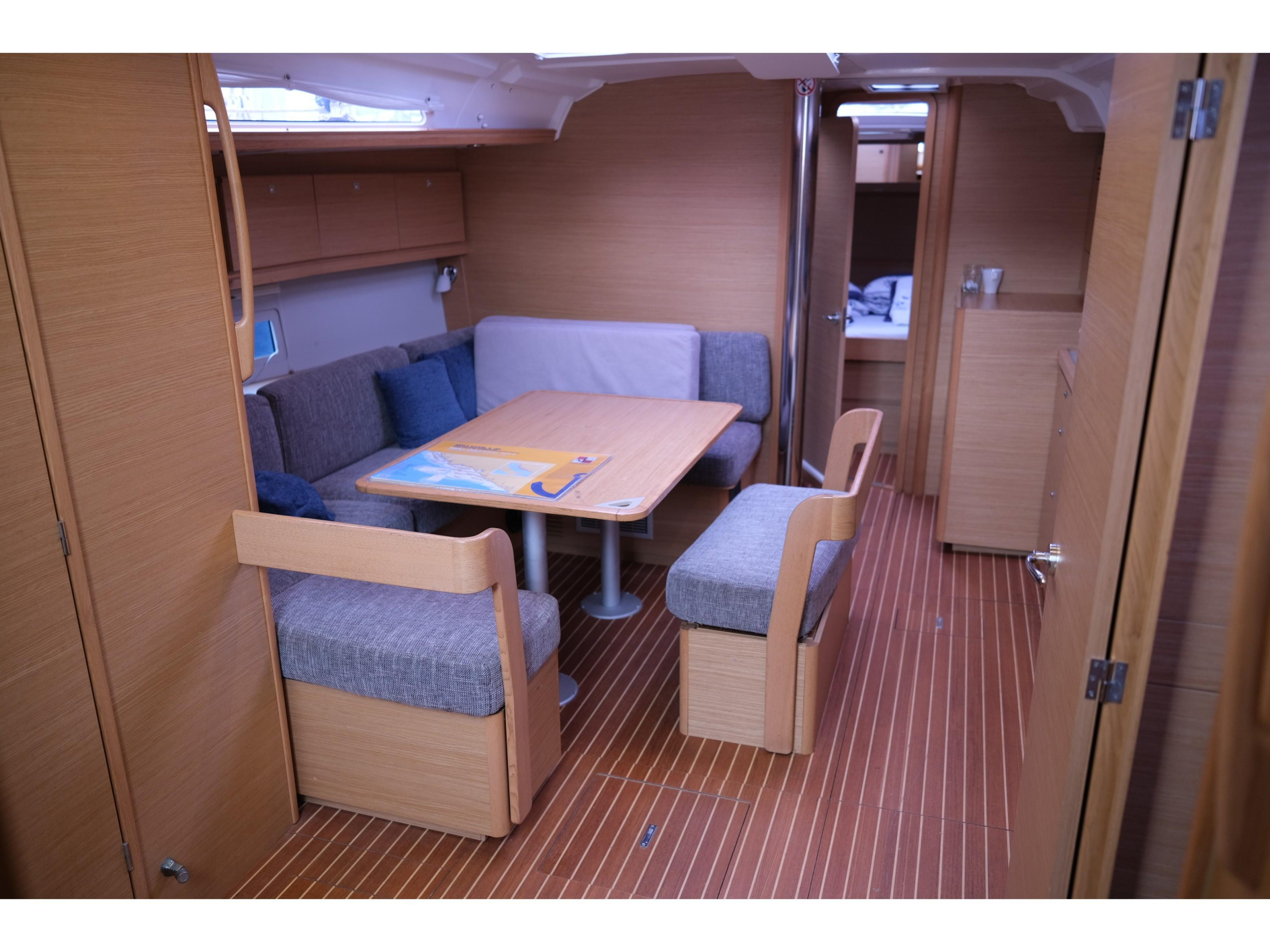 Dufour 430 — photo 3