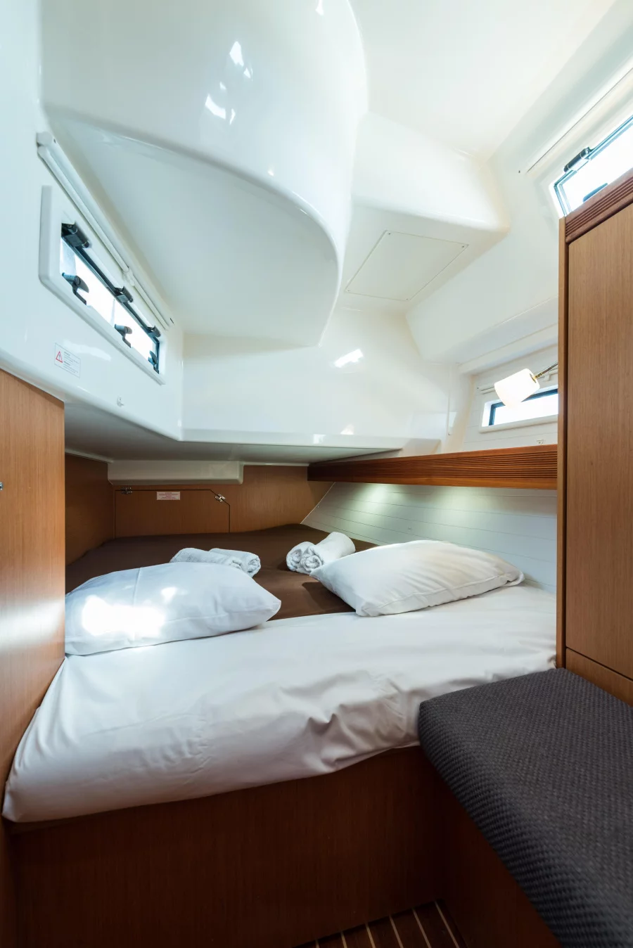 Bavaria 40 Cruiser (Deneb)  - 23
