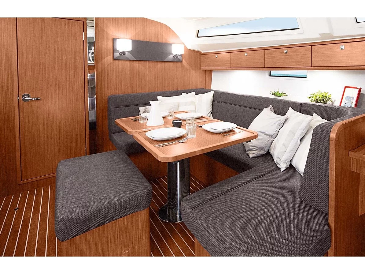 Bavaria 41 (Hermes) Interior image - 1
