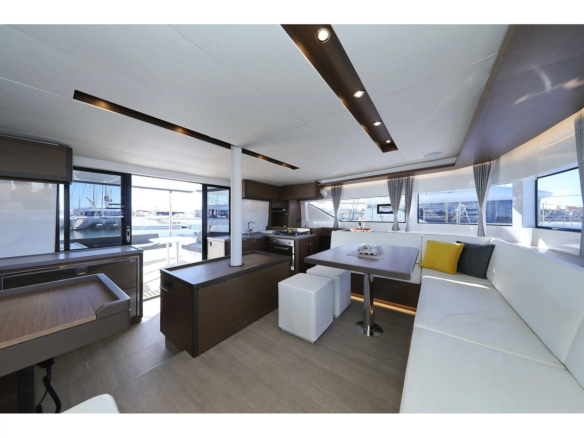 Lagoon 50 (CELESTE DEL MAR) Interior image - 87