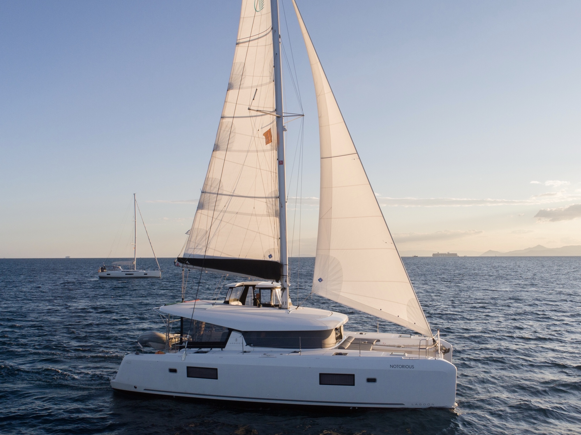 Photo #1 - Lagoon 42 (Notorious |, Gen, Watermaker, 12 pax) en Athènes - 10633