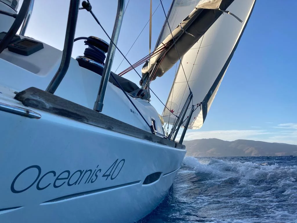 Beneteau Oceanis 40 (Tosca)  - 2