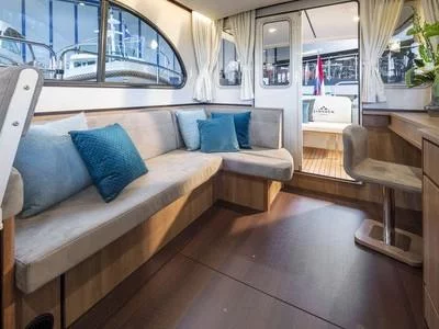 Linssen Grand Sturdy 35.0 Sedan Intero (La Gourmandise) Interior image - 3