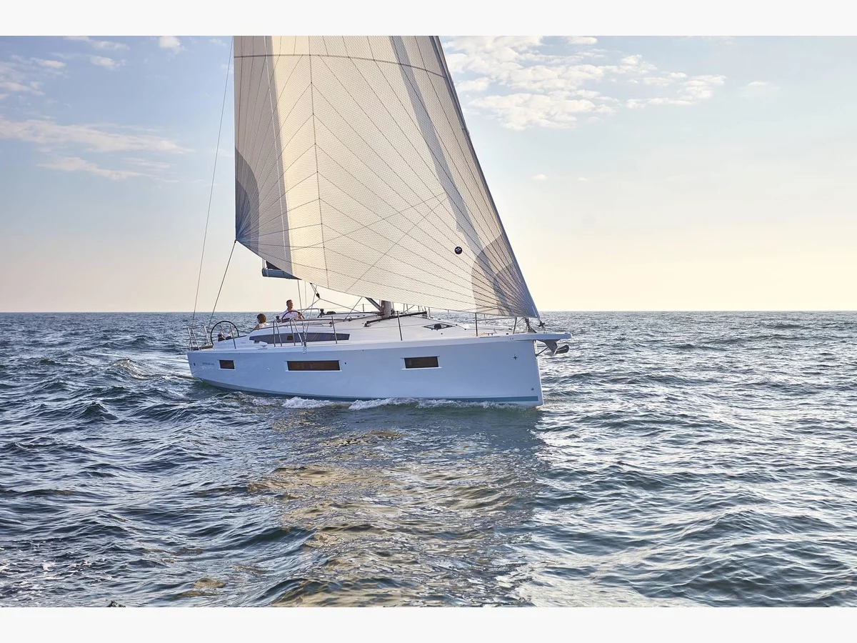 Sun Odyssey 410 (POLARIS) Main image - 0