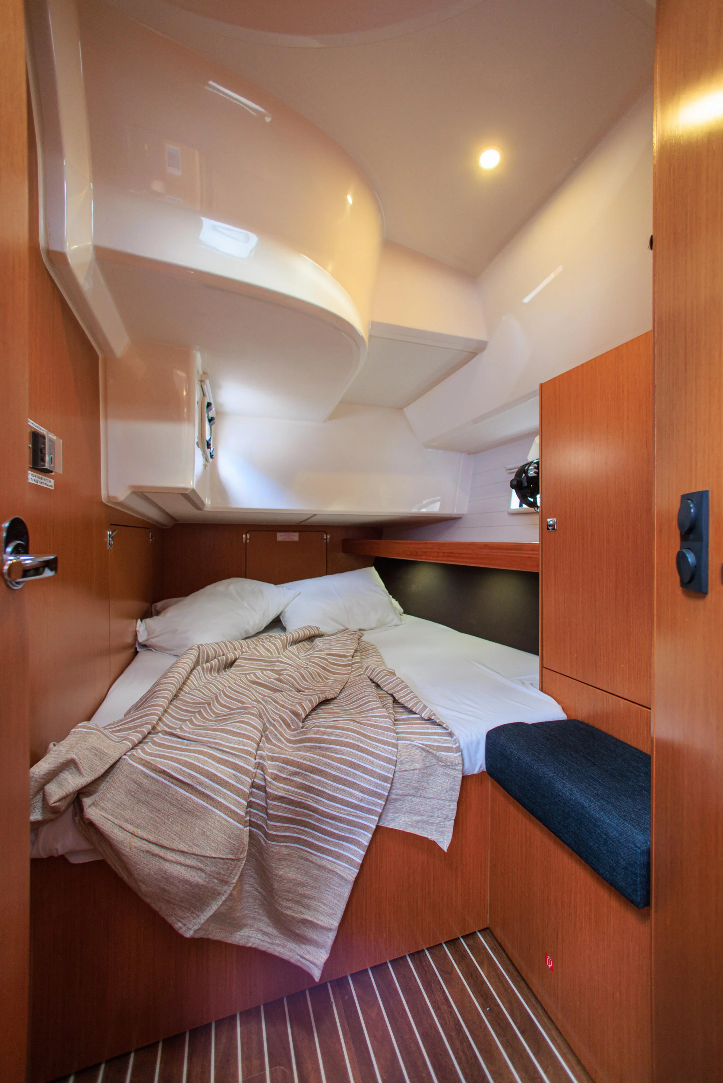 Bavaria Cruiser 46 (Kyveli)  - 11