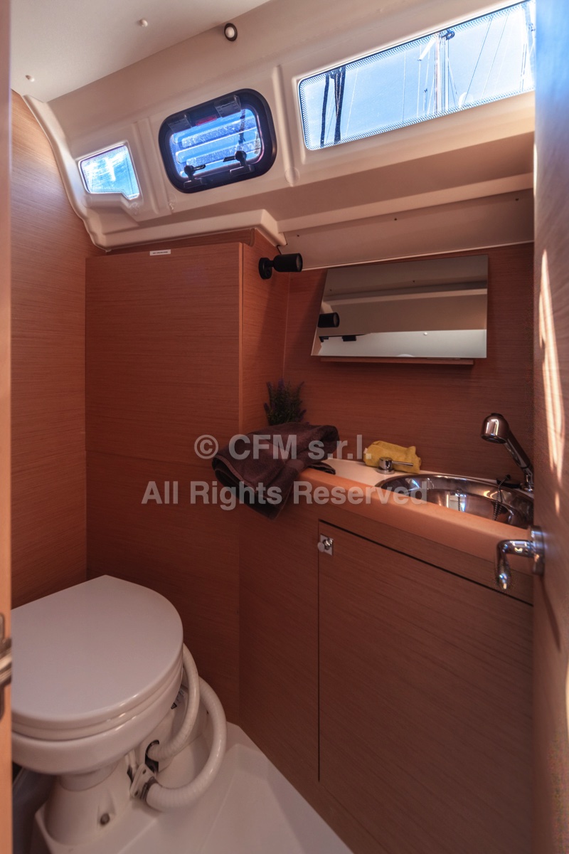 Photo #11 - Sun Odyssey 349 (Marsiglia) en Capo d'Orlando - 10414