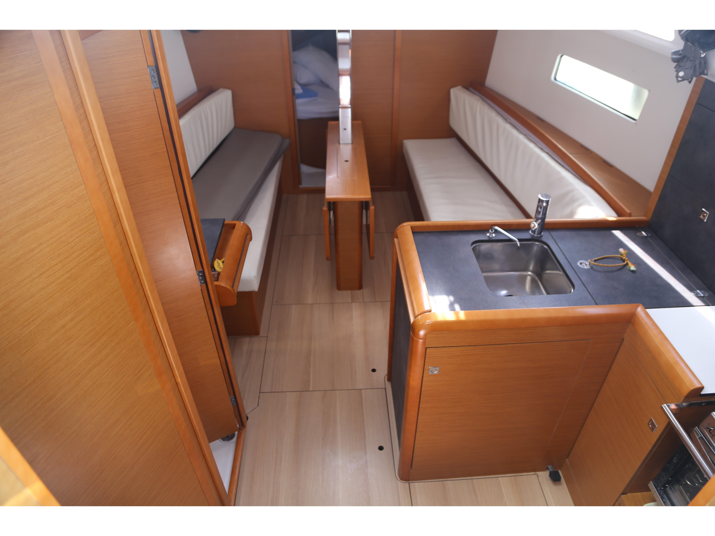 Photo #4 - Sun Odyssey 349 (Ferousa) en Volos - 23550