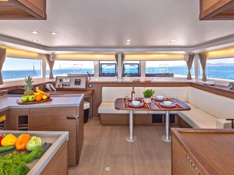 Lagoon 450 Flybridge (Medousa) Interior image - 17