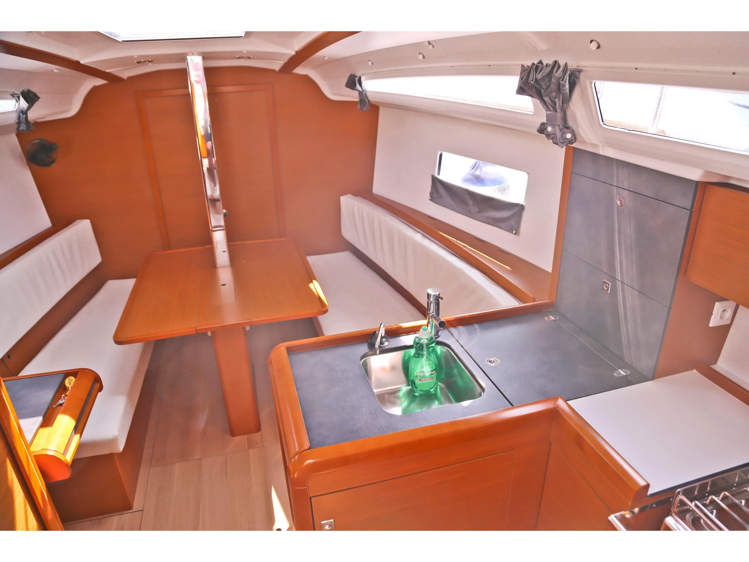 Sun Odyssey 349 (Dynamene) Interior image - 6
