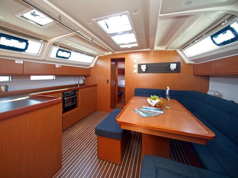 Bavaria 46 CN (MH 77) Interior image - 2