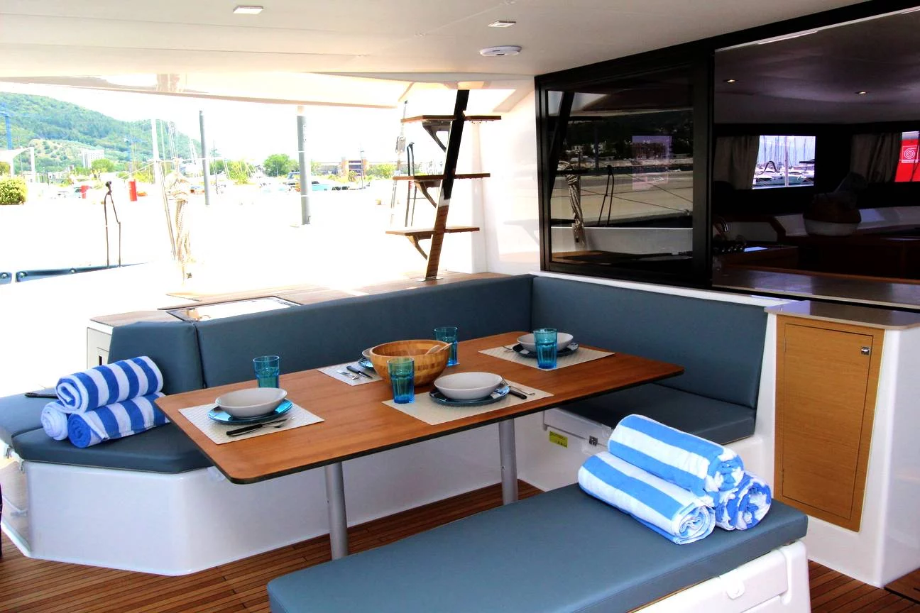 Dufour Catamaran 48 5c+5h (INRADA)  - 5
