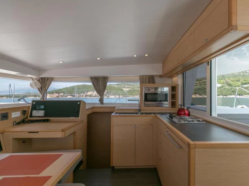 Lagoon 400 S2 (Armonia)  - 3