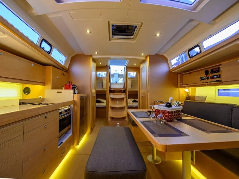 Dufour 460 (Zenith) Interior image - 7
