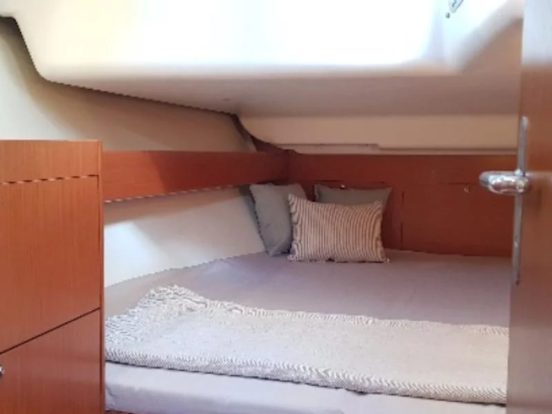 Cyclades 39.3 (Rhodes Yachting)  - 4