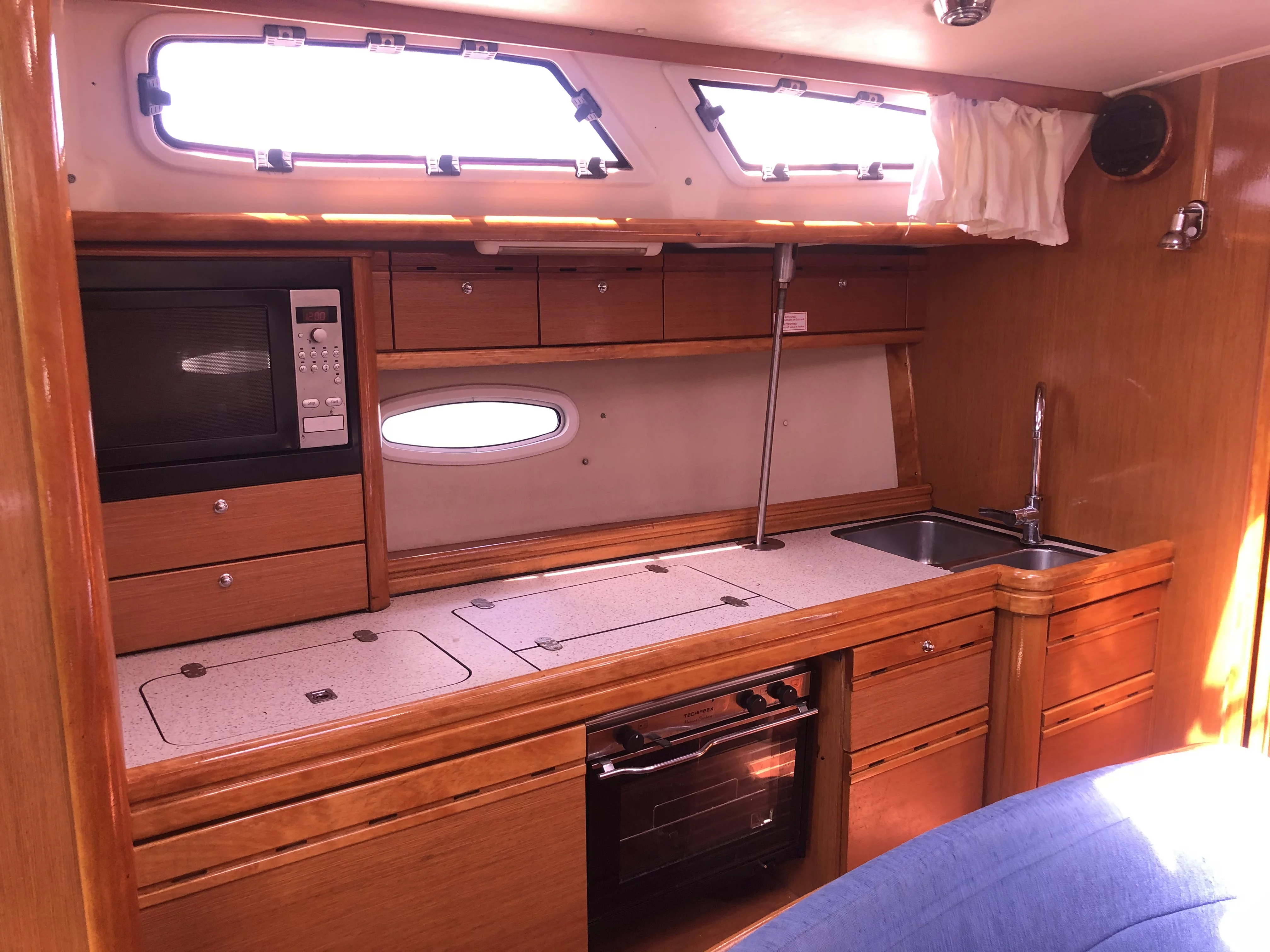 BAVARIA 40 CRUISER (ARLOUP)  - 9