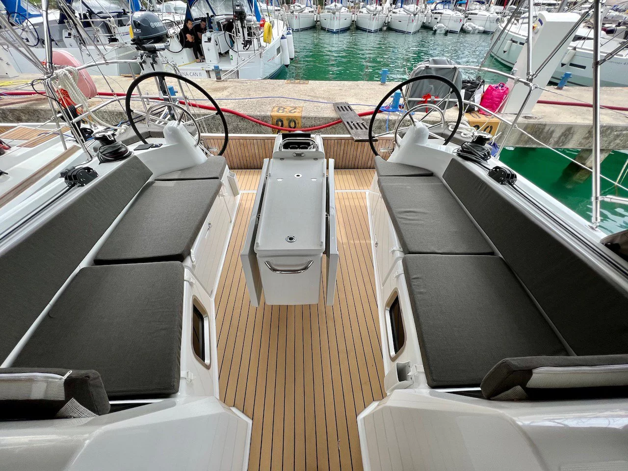 Sun Odyssey 410 (Thalia)  - 3