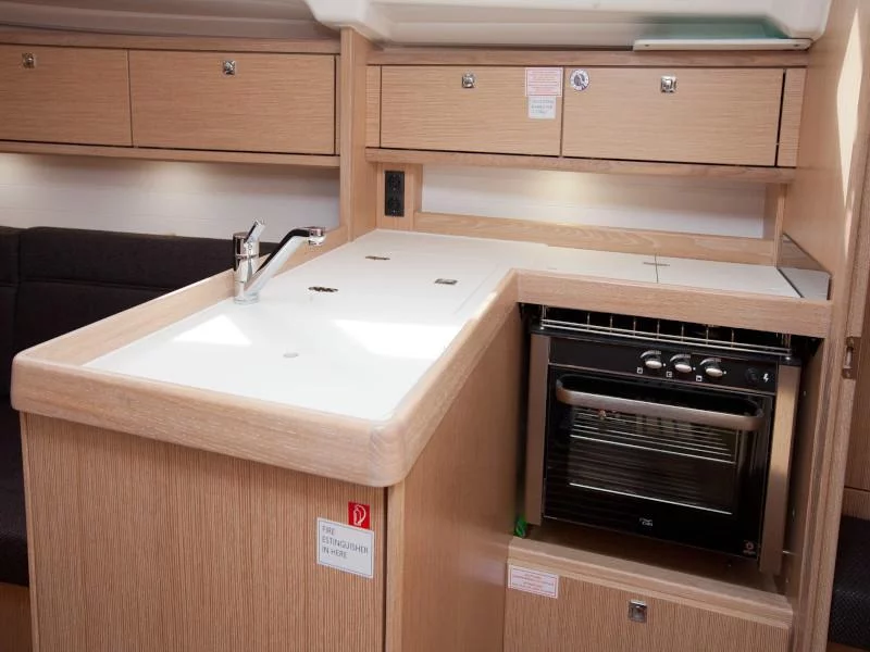 Bavaria Cruiser 34 Style (Aston)  - 2