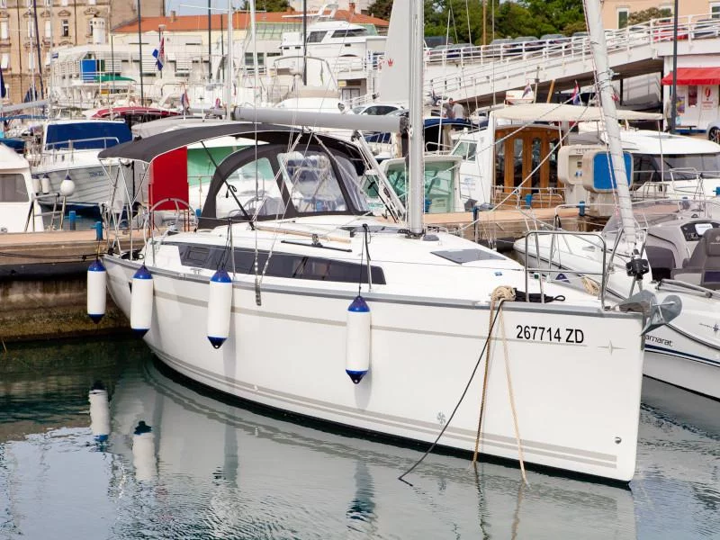 Bavaria Cruiser 34 Style (Aston) Main image - 0