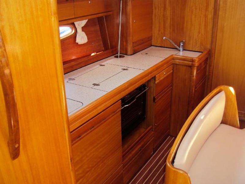 Bavaria 39 Cruiser — photo 7