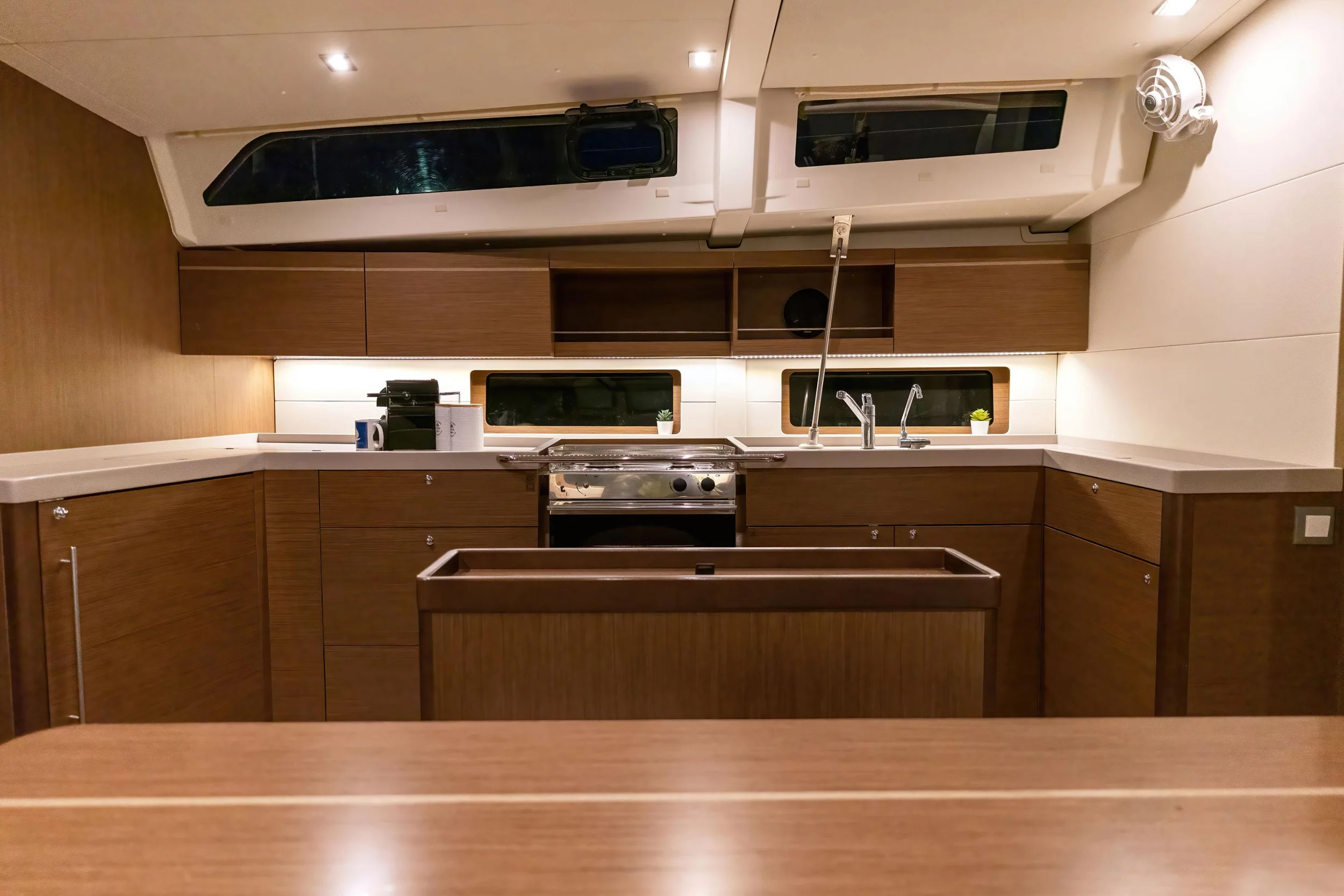Oceanis 46.1 ("Blue Odyssey, Beneteau Oceanis 46.1, 2020")  - 11