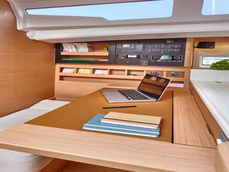 Sun Odyssey 440 (Tolinho)  - 12
