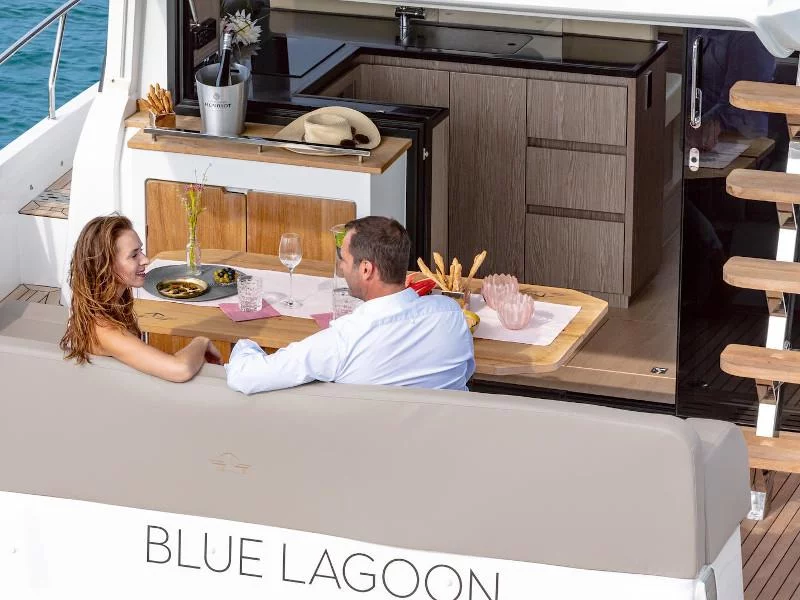 Sealine F430 (Blue Lagoon II)  - 20