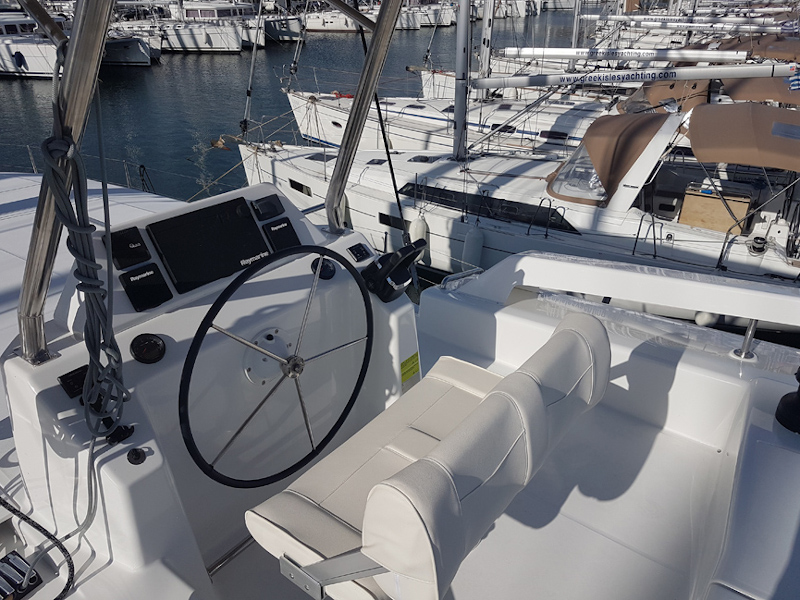 Photo #11 - Dufour Catamaran 48 (Albertina II) in Athen - 12666
