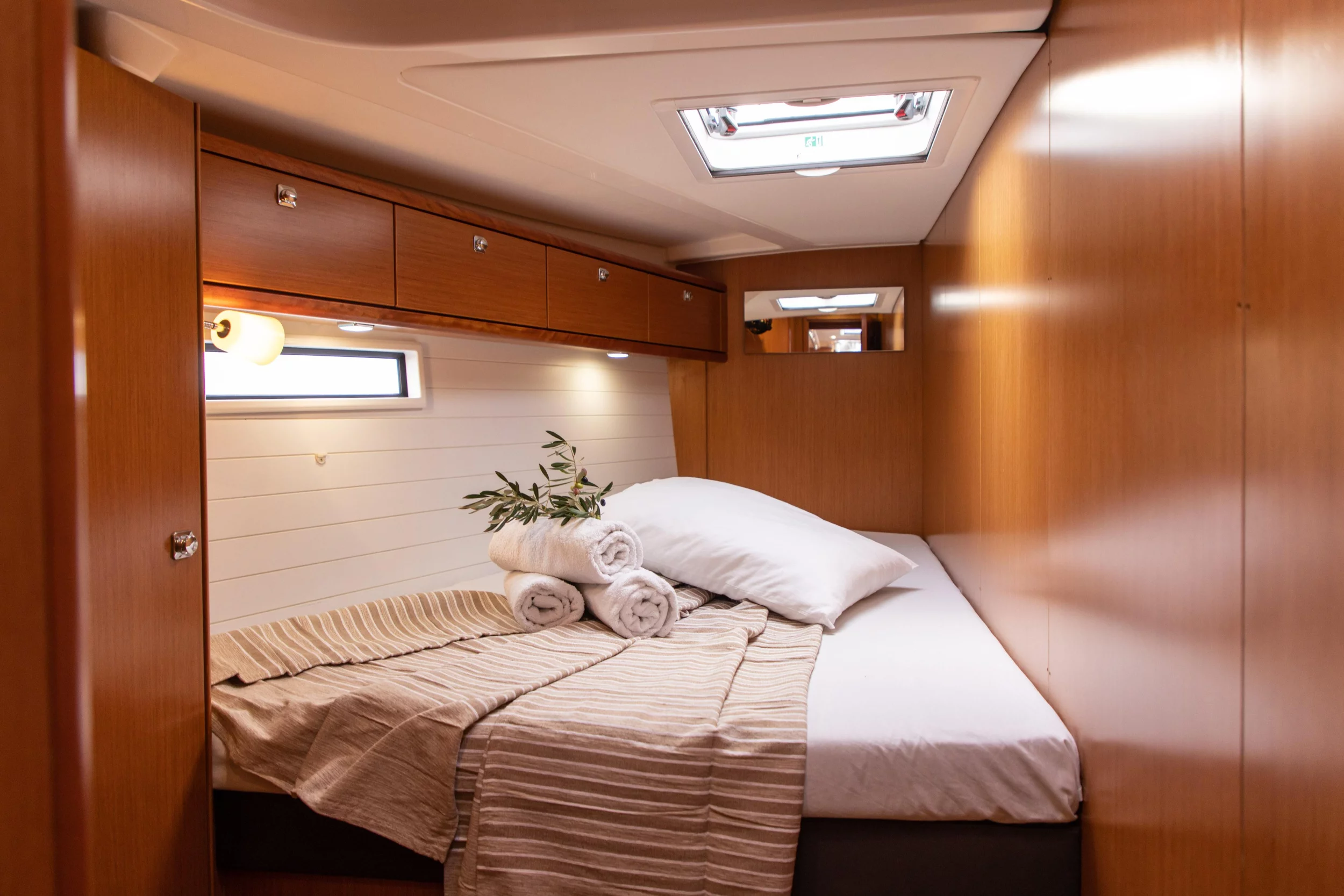 Bavaria Cruiser 51 (Philoctetes)  - 12