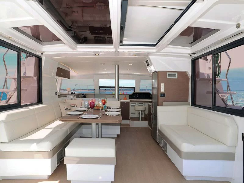 Bali 4.1 (watermaker / inverter) (Summertime (WM, Inverter)) Interior image - 16