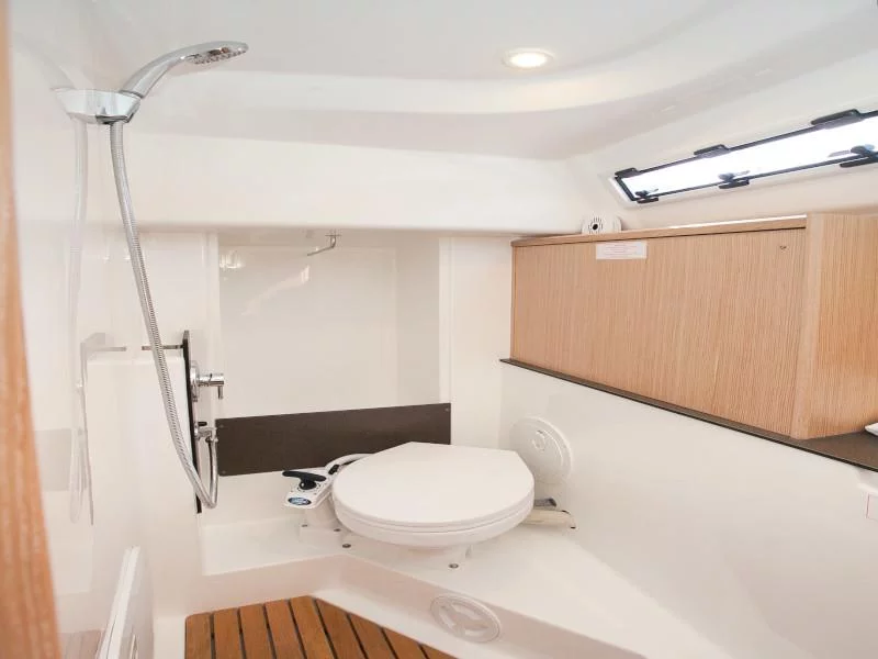 Bavaria Cruiser 34 Style (COOKIE)  - 25